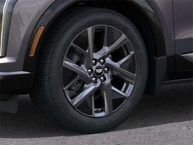 New 2026 Cadillac Optiq Luxury 2 image 9