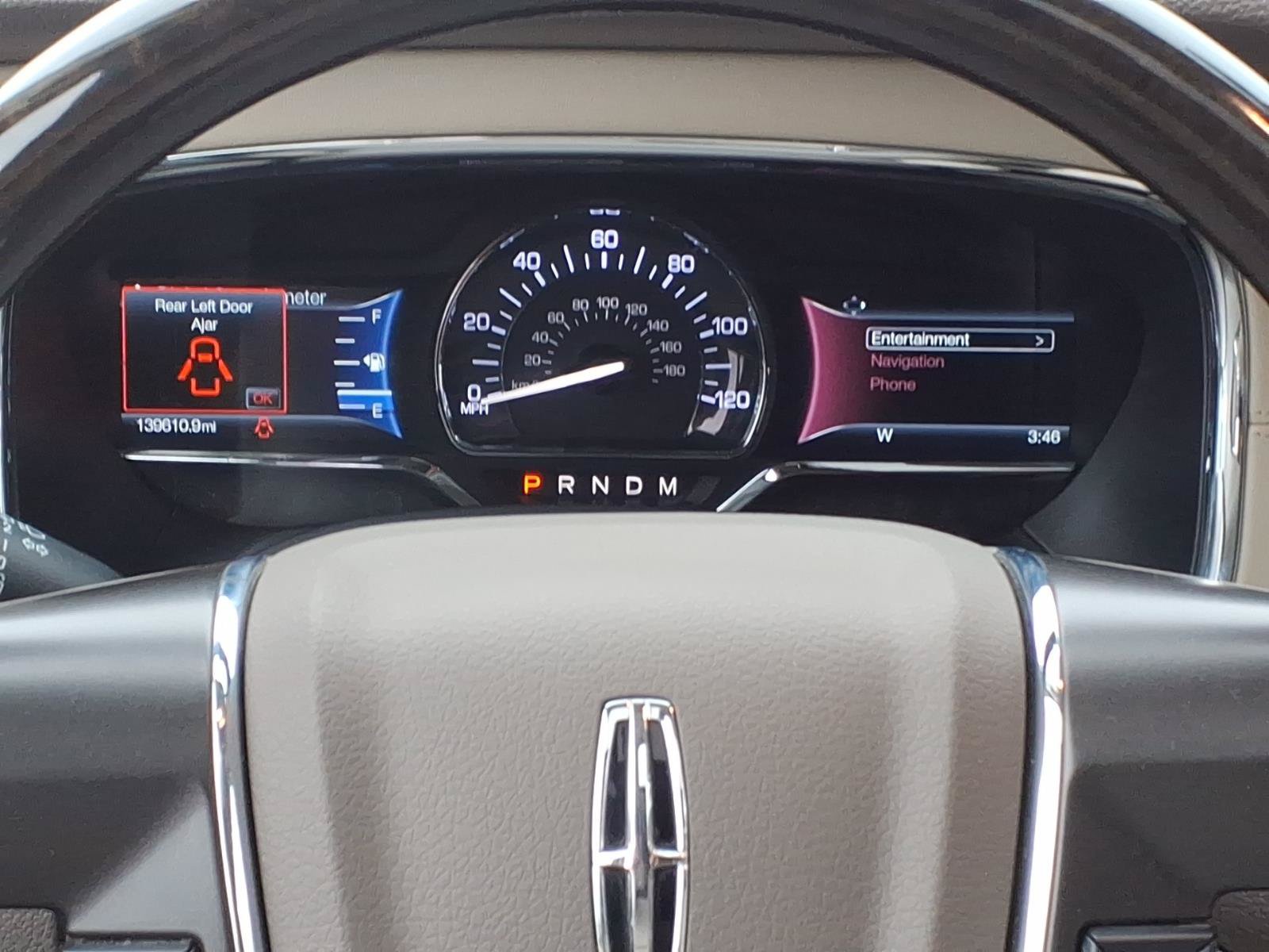 Used 2017 Lincoln Navigator L Select AWD/4WD image 15