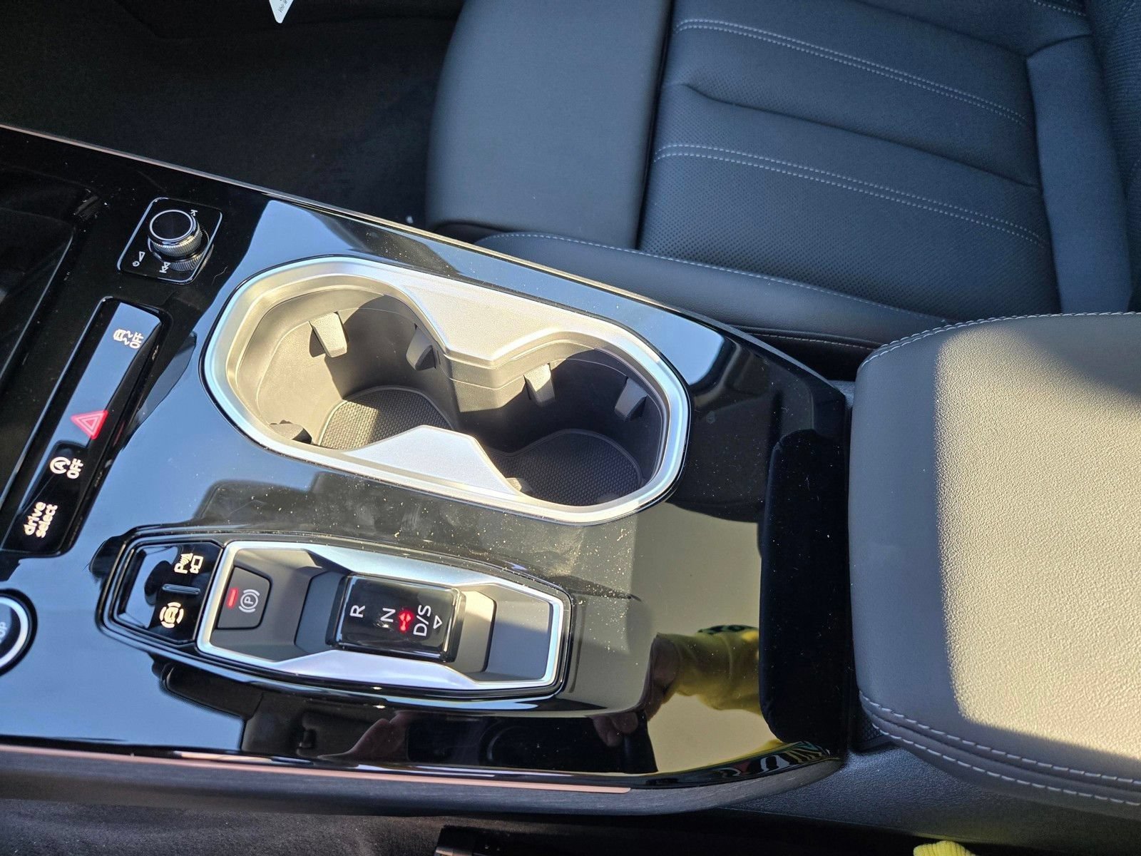 New 2026 Audi A6 Prestige AWD/4WD image 25