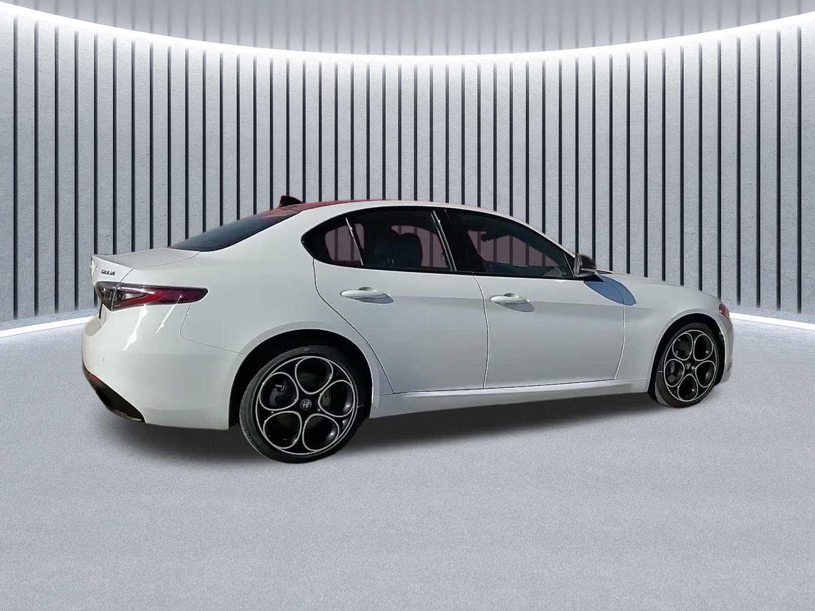New 2025 Alfa Romeo Giulia AWD image 7