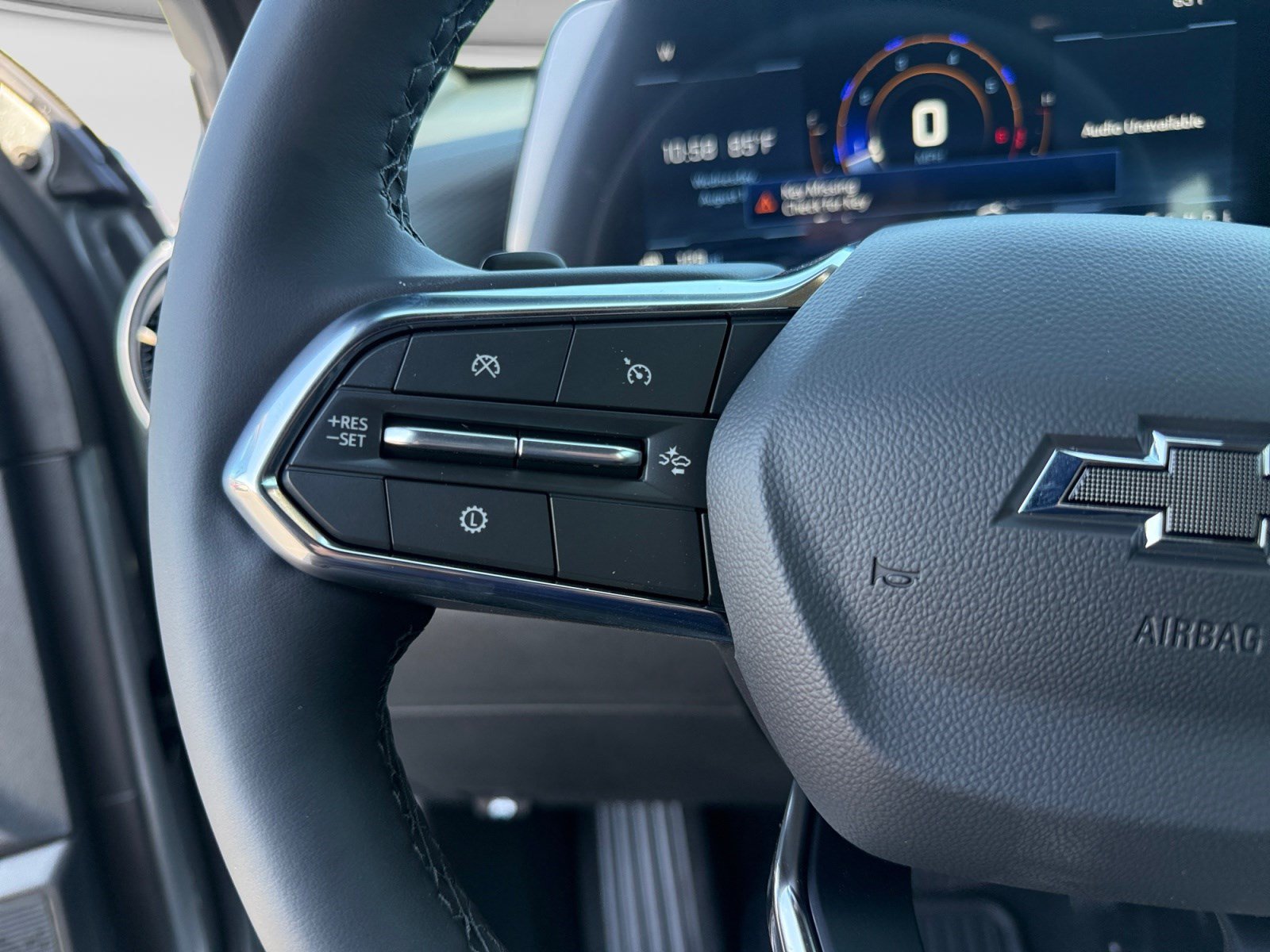 New 2026 Chevrolet Equinox LT w/ Convenience Package II FWD image 24