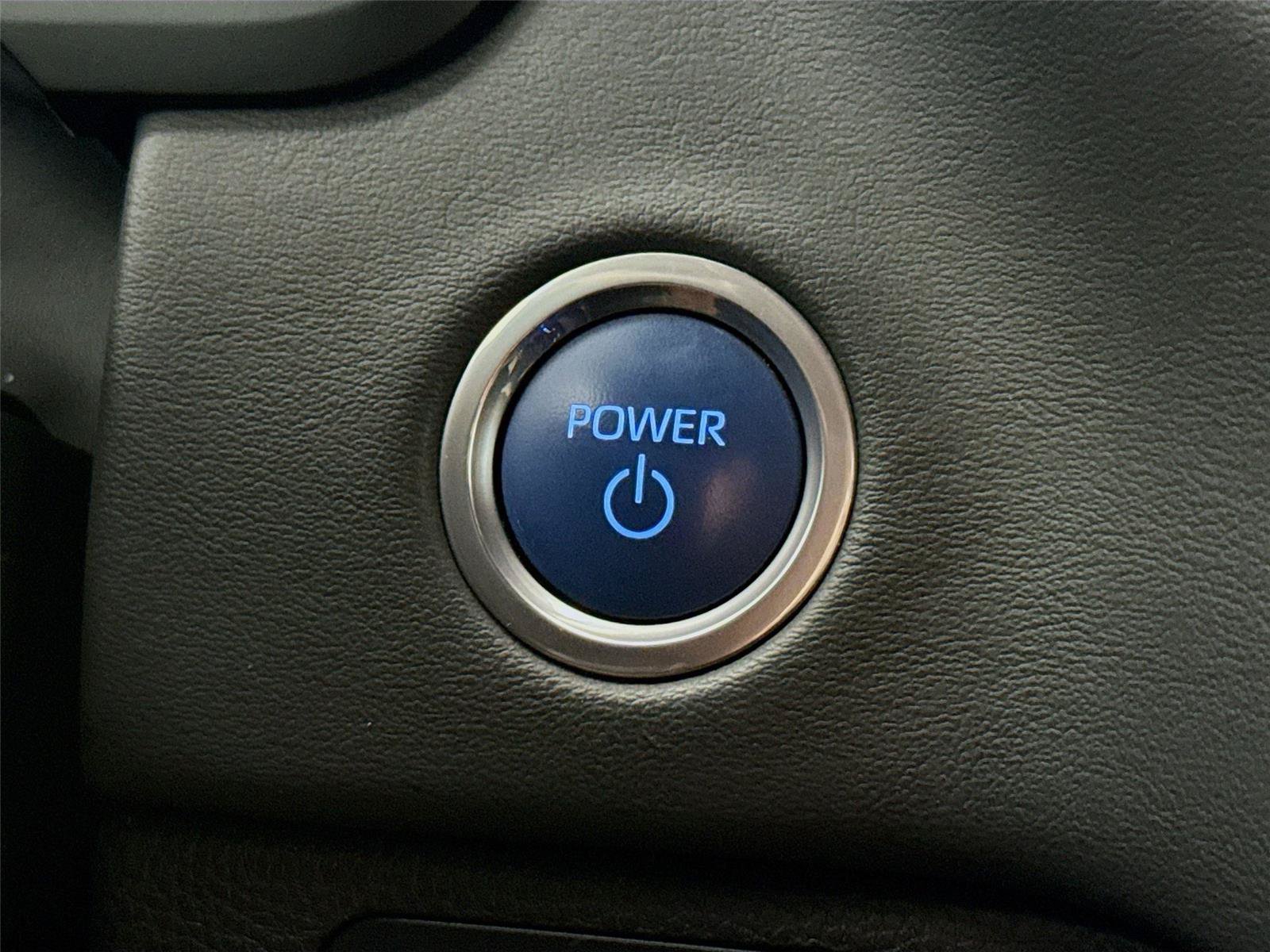 Used 2024 Toyota Sequoia Platinum AWD/4WD image 13