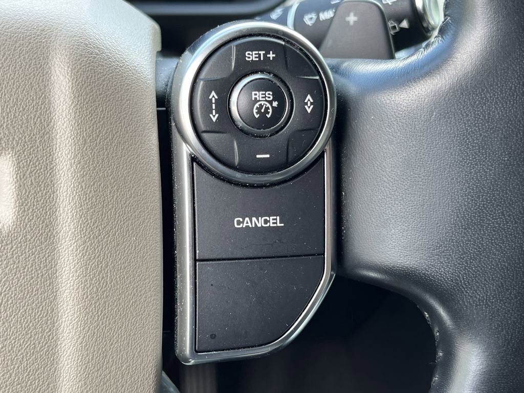 Used 2018 Land Rover Discovery HSE AWD/4WD image 21