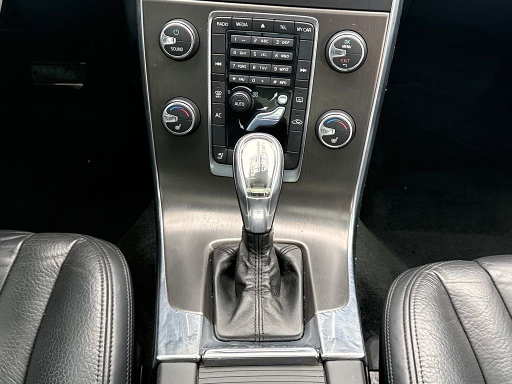 Used 2013 Volvo S60 T5 image 12