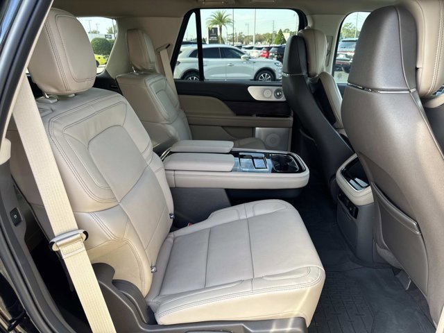 Certified 2024 Lincoln Navigator Reserve image 24