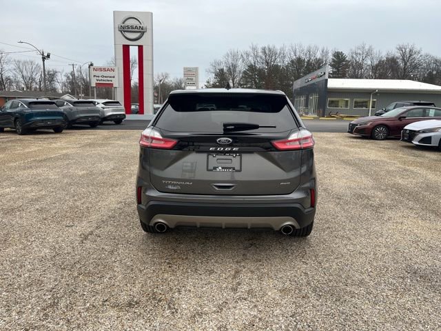 Used 2023 Ford Edge Titanium image 4