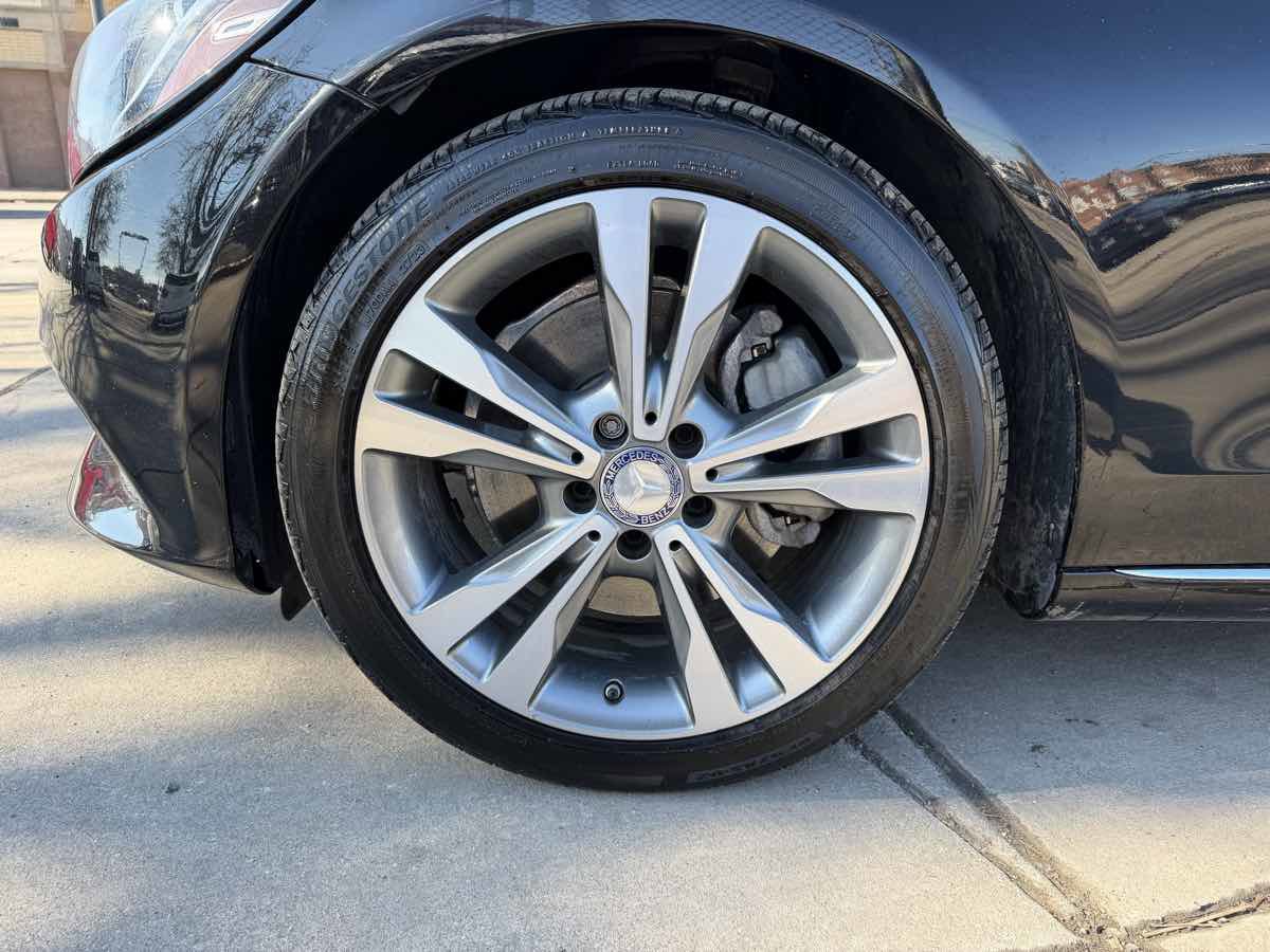 Used 2016 Mercedes-Benz C 300 Sedan w/ Multimedia Package image 9