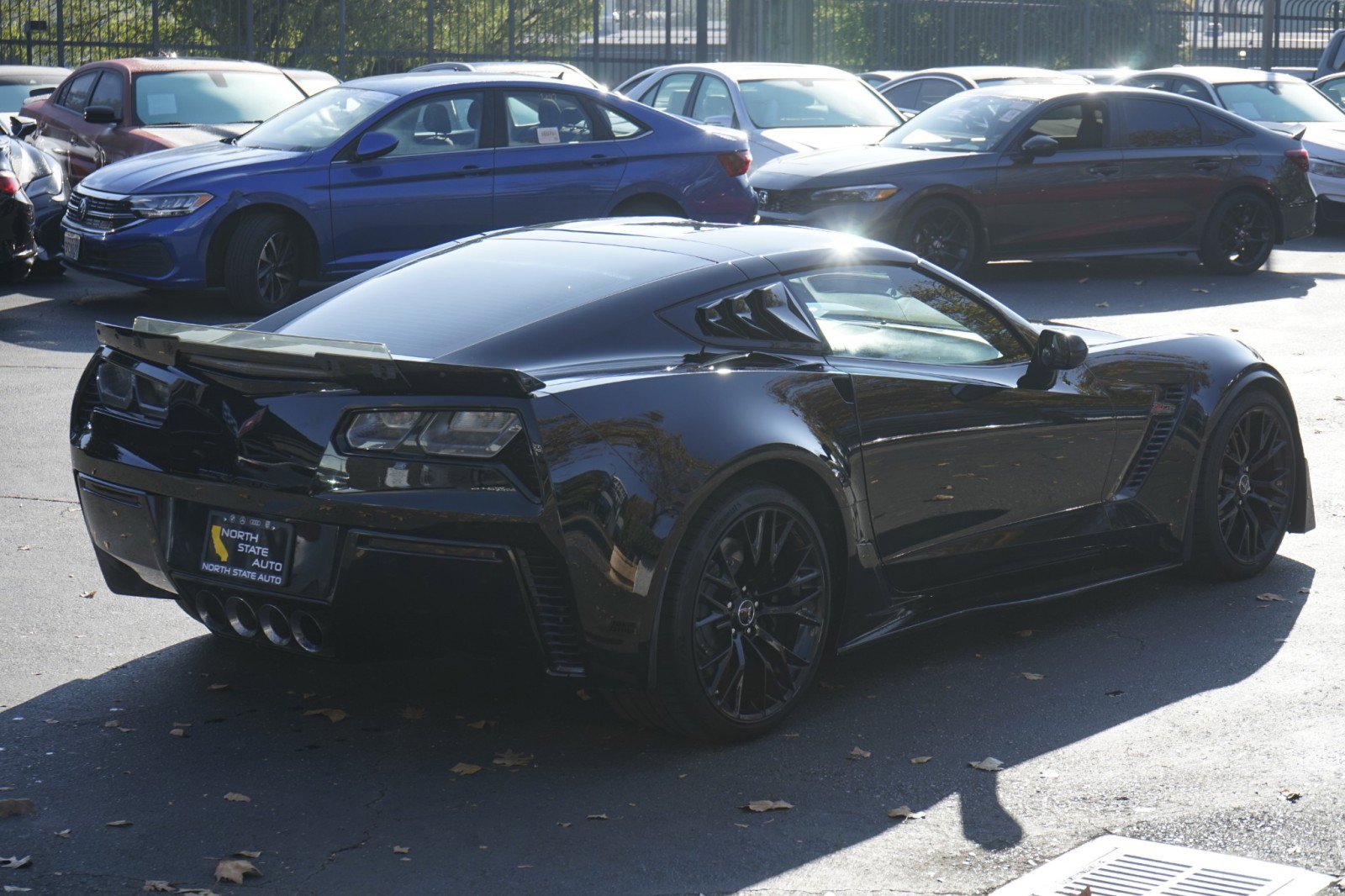 Used 2015 Chevrolet Corvette Z06 w/ 3LZ Preferred Equipment Group image 7