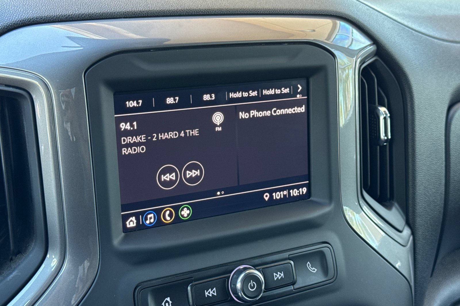 Certified 2024 GMC Sierra 1500 Pro RWD image 17