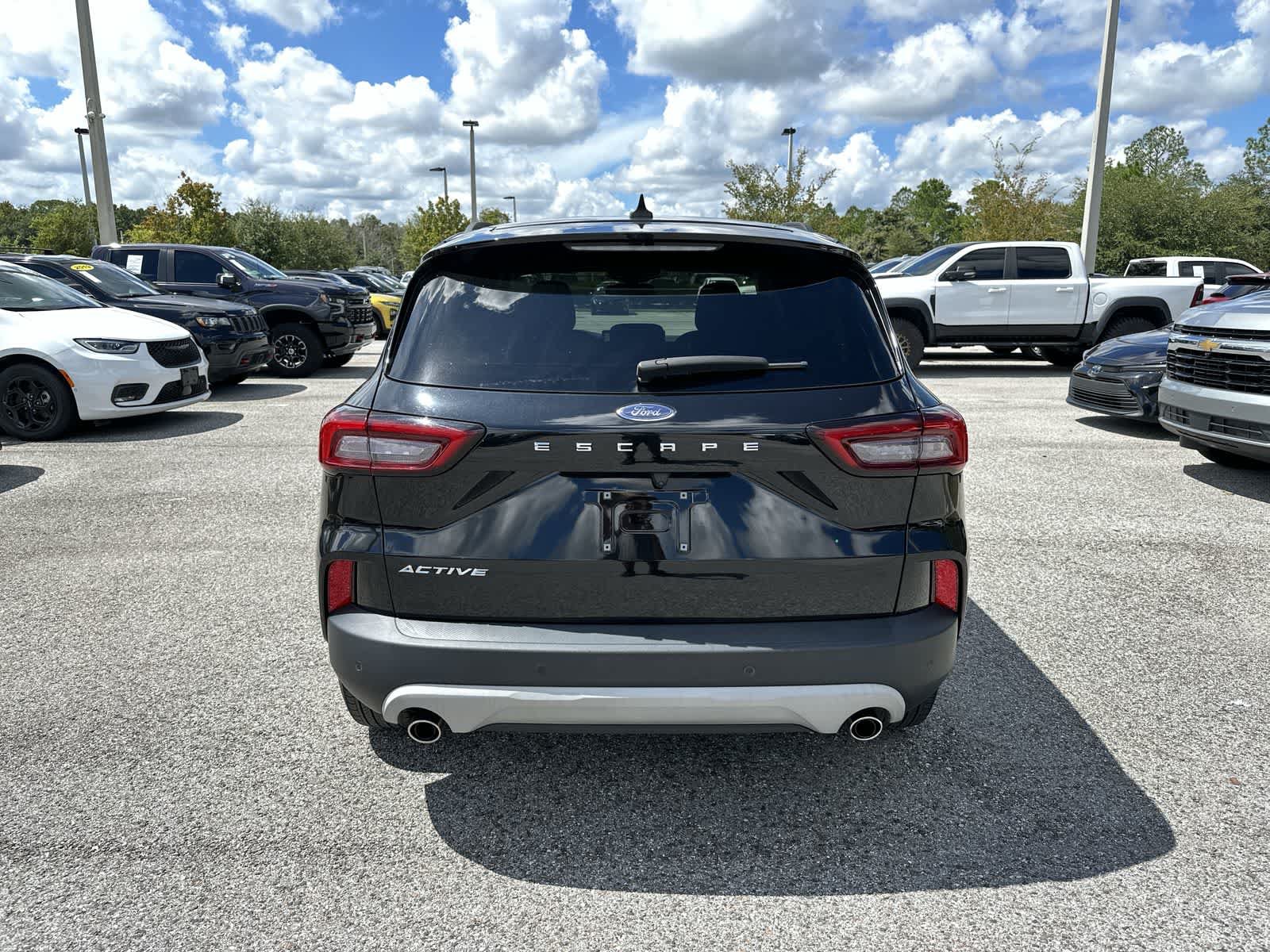 Used 2023 Ford Escape Active w/ Tech Pack #1 FWD image 7