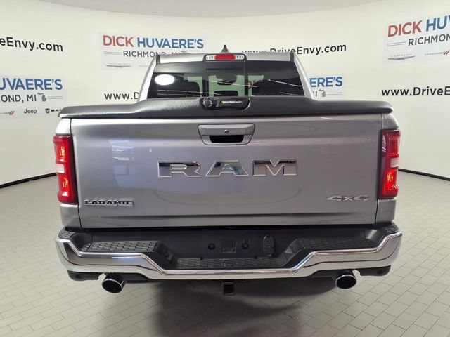 Used 2025 RAM 1500 Laramie AWD/4WD image 5