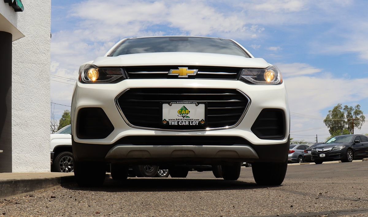 Used 2021 Chevrolet Trax LT AWD/4WD image 17