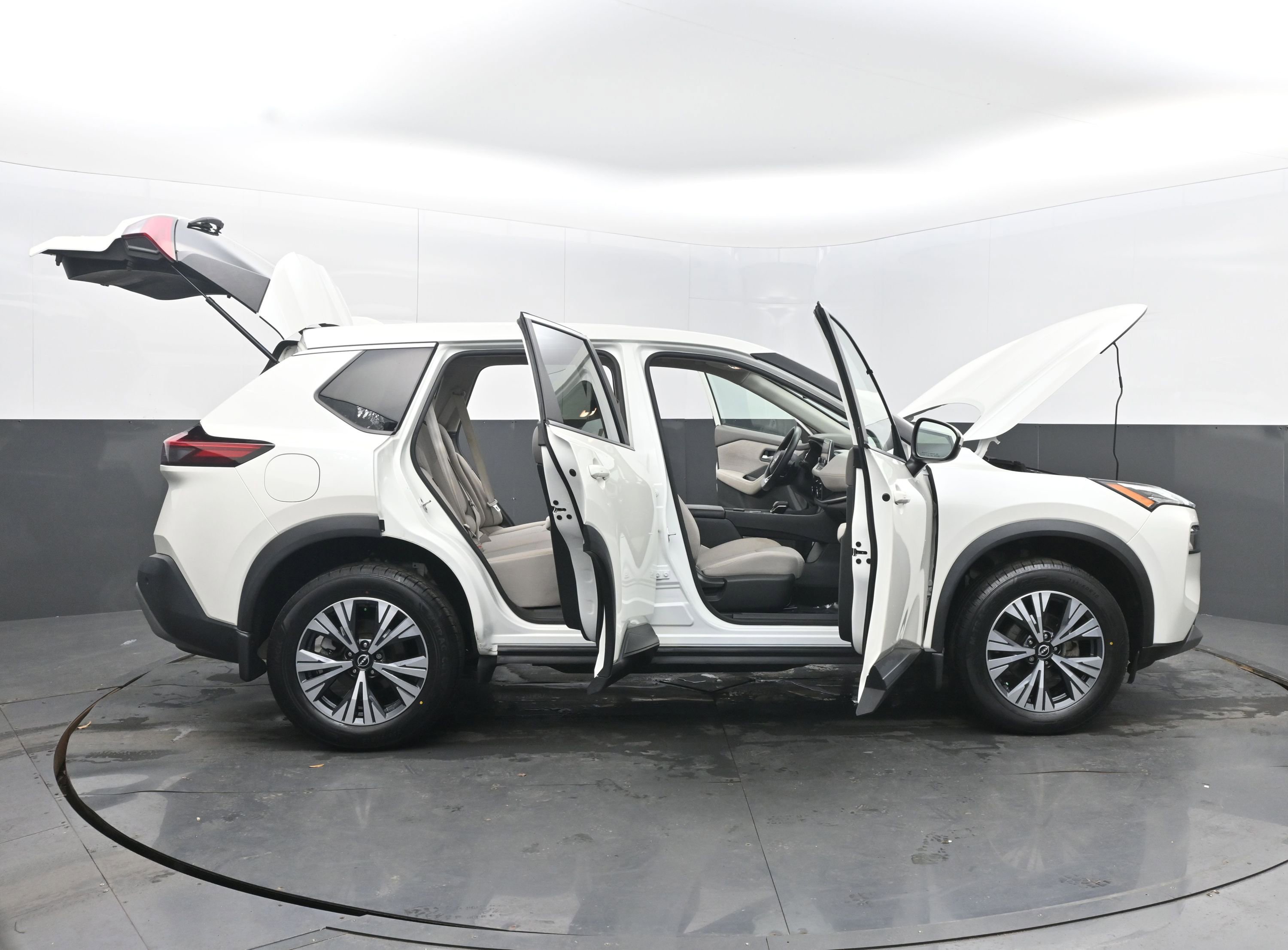 Certified 2023 Nissan Rogue SV image 44