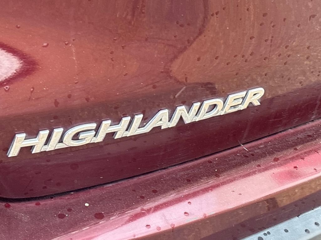 Used 2018 Toyota Highlander XLE image 35