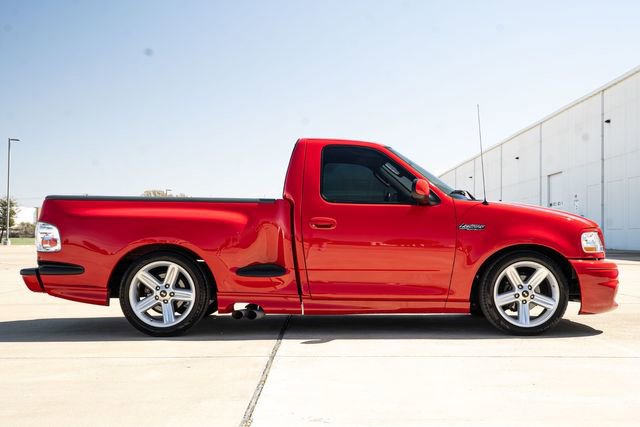 Used 2004 Ford F150 Lightning image 5