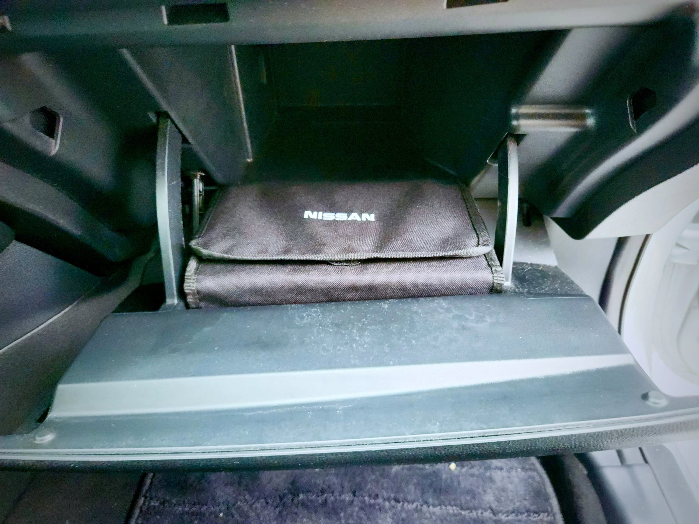 Used 2018 Nissan Leaf SV FWD image 32