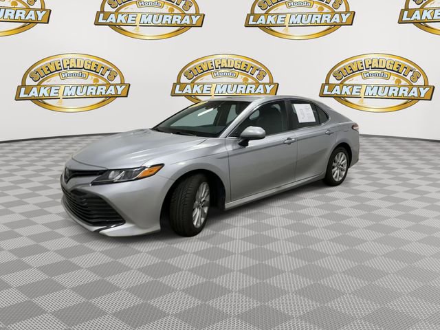 Used 2018 Toyota Camry LE FWD image 7