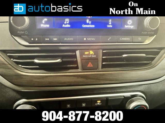 Used 2025 Nissan Altima 2.5 SV FWD image 27