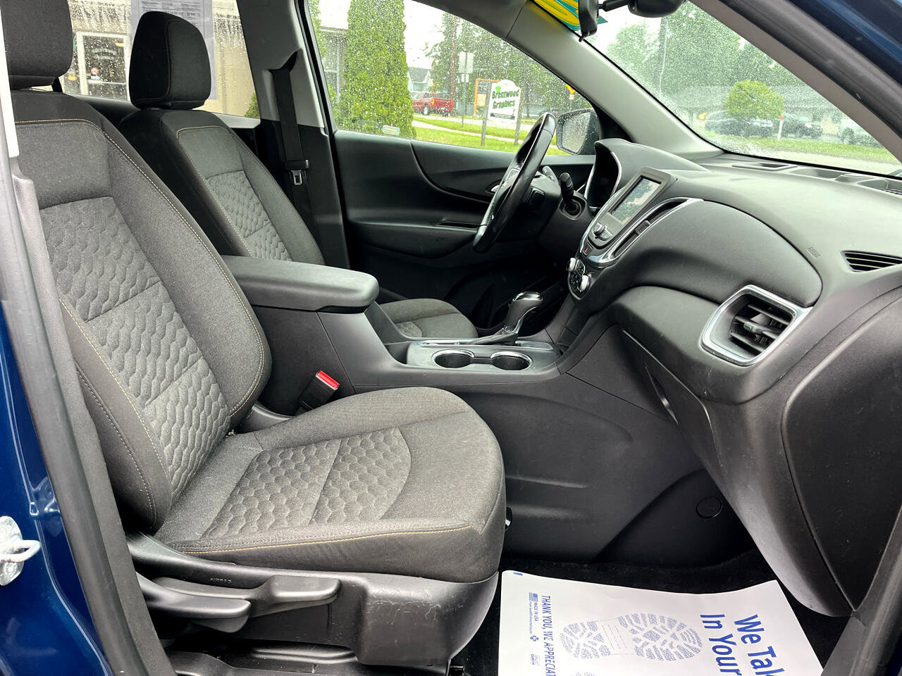 Used 2020 Chevrolet Equinox LT w/ Driver Convenience Package image 16