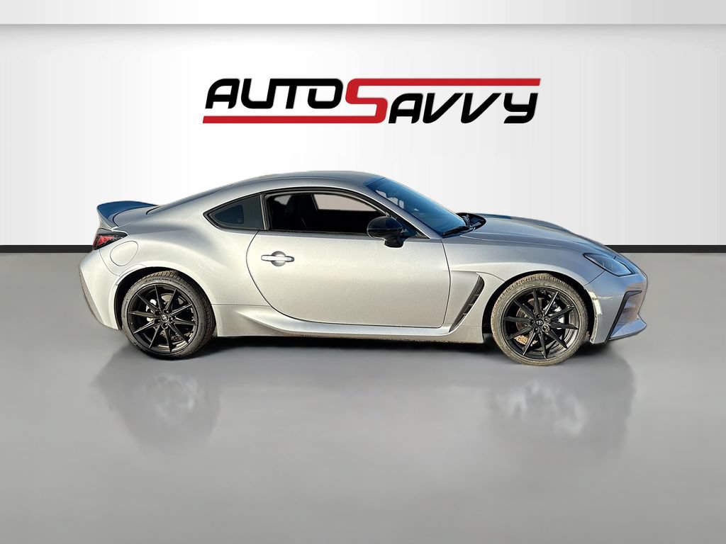 Used 2024 Toyota GR86 Premium RWD image 8
