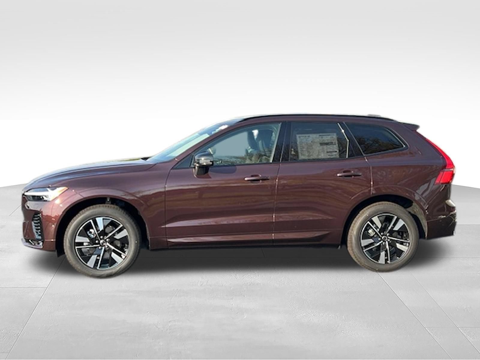 New 2026 Volvo XC60 B5 Plus w/ Protection Package Premier AWD/4WD image 2