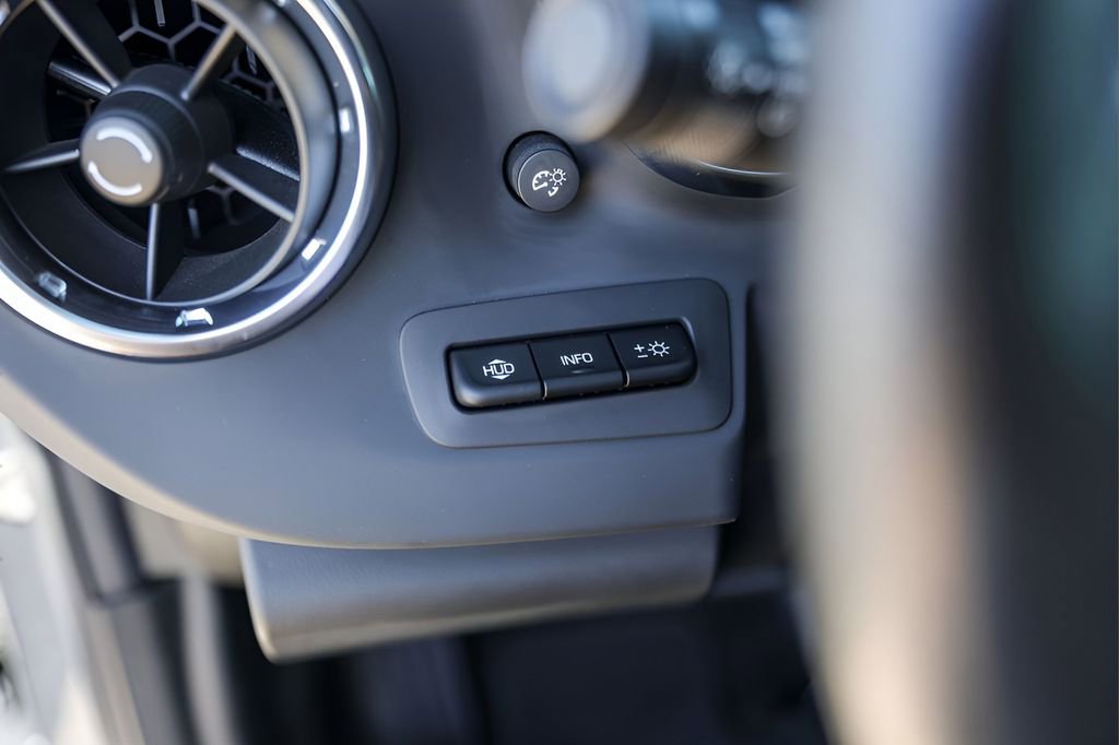 Used 2022 Chevrolet Camaro SS image 17