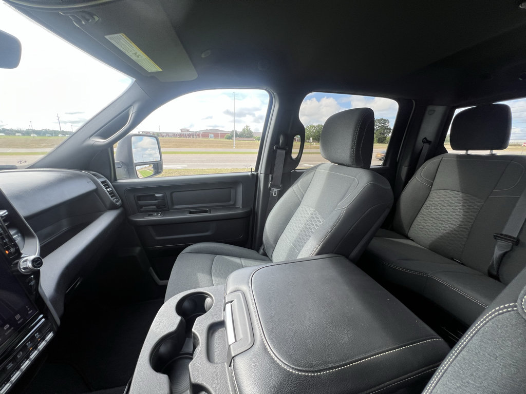 Certified 2025 RAM 2500 Tradesman AWD/4WD image 29