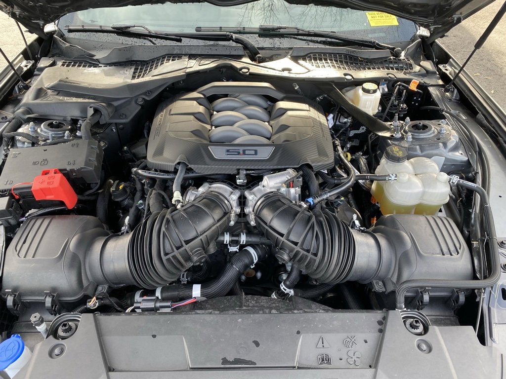 Used 2025 Ford Mustang GT Premium image 29