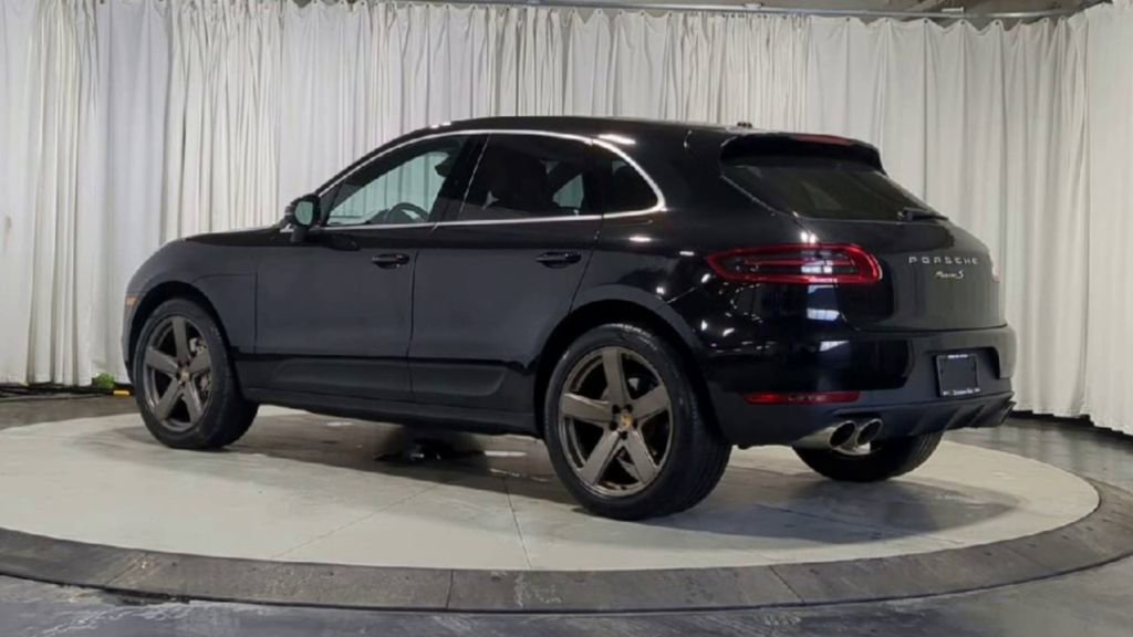 Used 2016 Porsche Macan S image 6