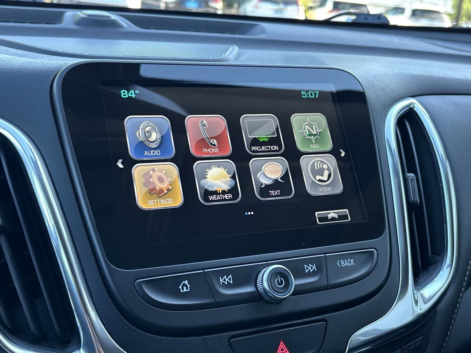 Used 2018 Chevrolet Equinox Premier FWD image 16