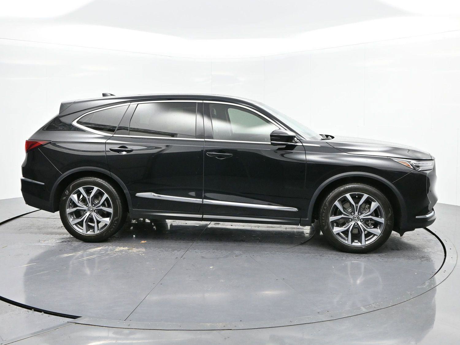 Used 2024 Acura MDX FWD w/ Technology Package image 8
