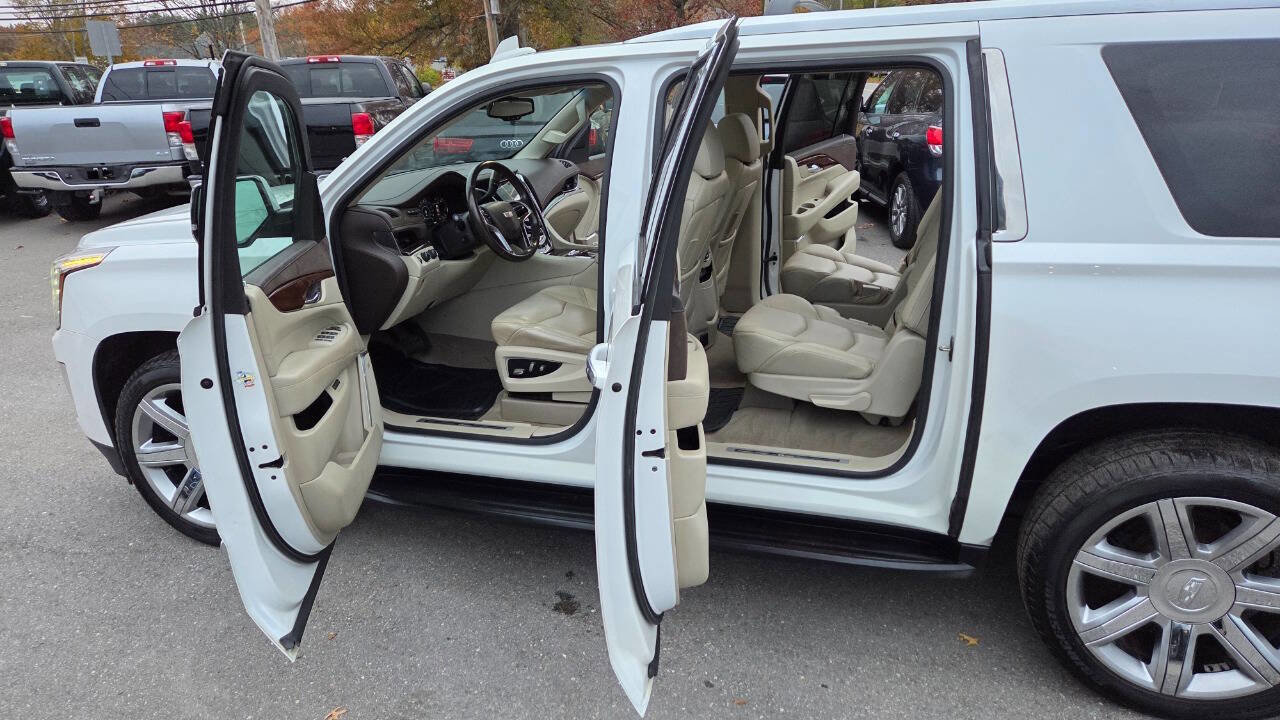 Used 2016 Cadillac Escalade ESV Premium image 21