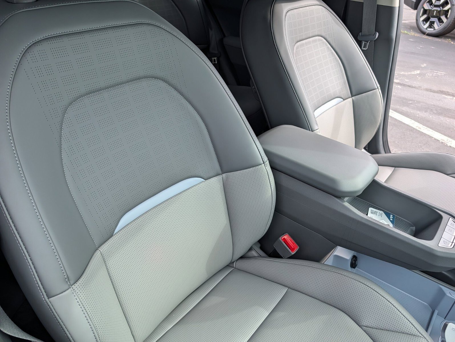 New 2027 Kia EV3 Wind AWD/4WD image 30