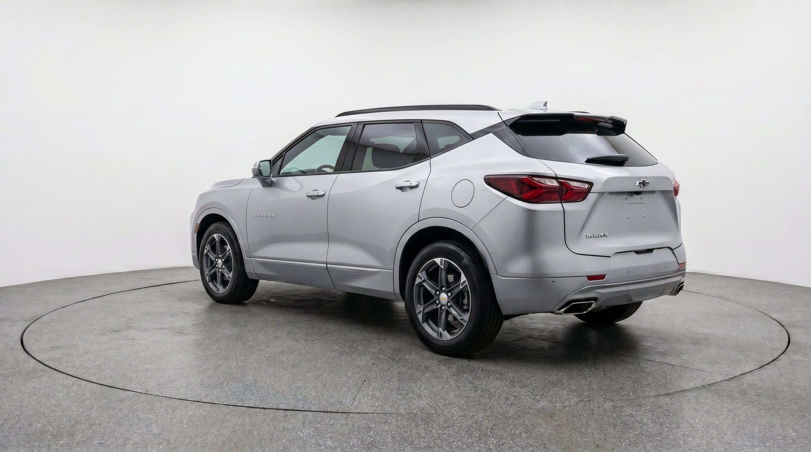 Used 2025 Chevrolet Blazer LT FWD image 6