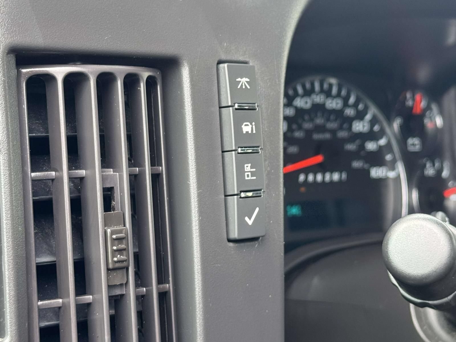 Used 2024 Chevrolet Express 2500 w/ Driver Convenience Package RWD image 11