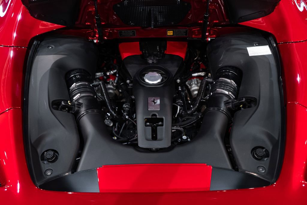 Certified 2023 Ferrari F8 Tributo RWD image 18