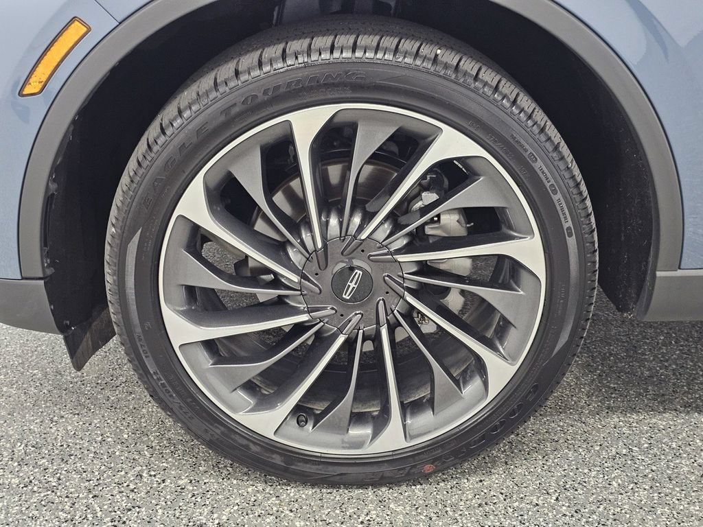 Used 2026 Lincoln Aviator Reserve AWD/4WD image 8