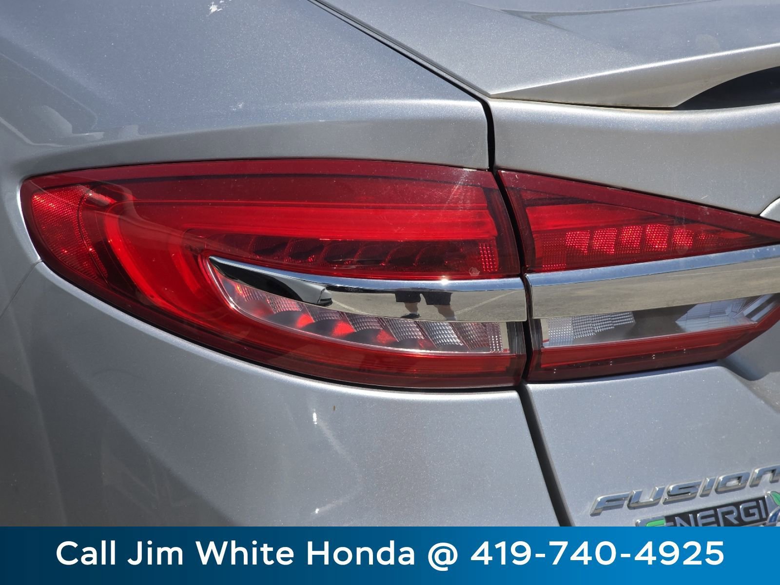 Used 2017 Ford Fusion Energi Titanium FWD image 13