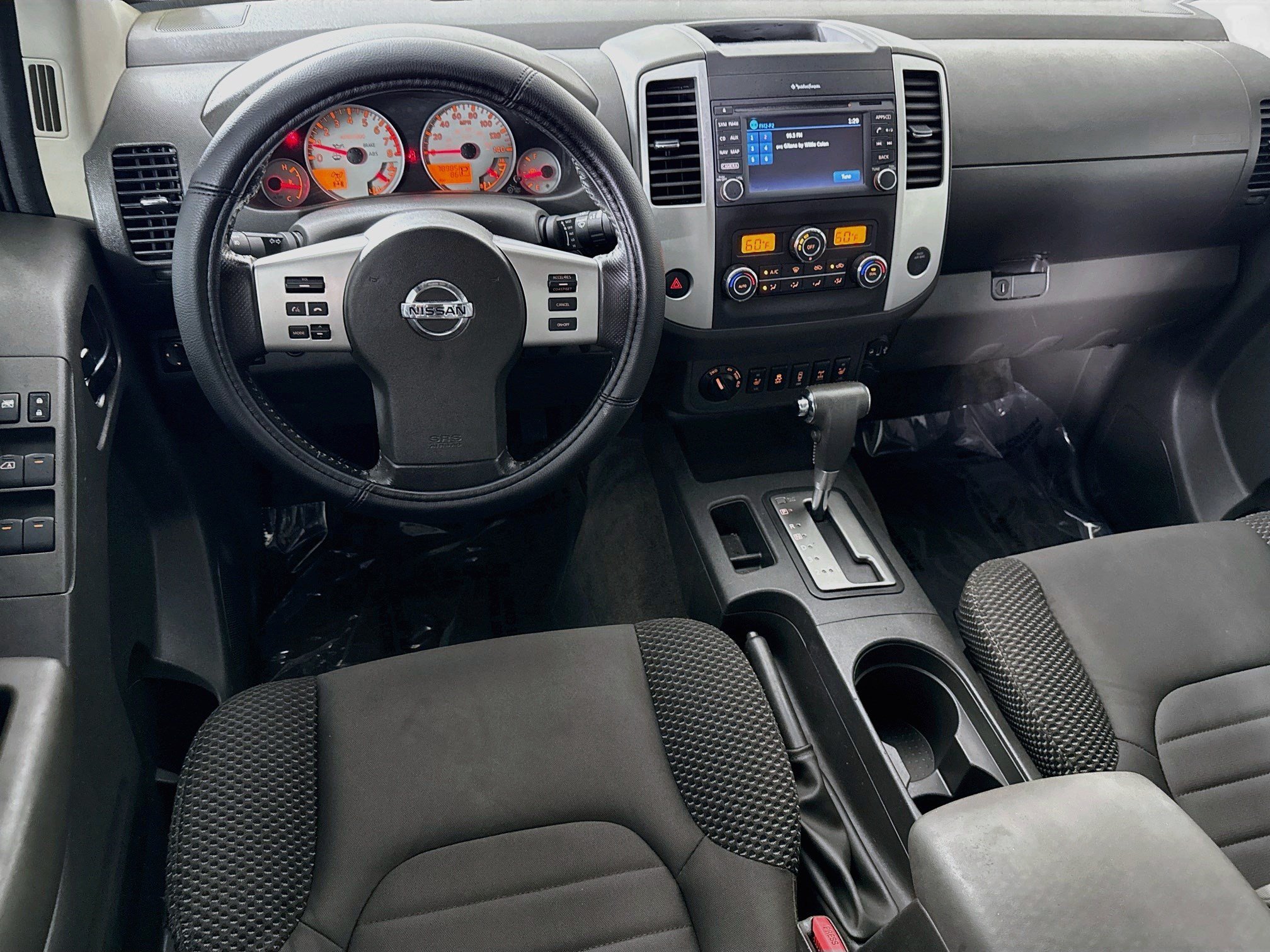 Used 2018 Nissan Frontier PRO-4X AWD/4WD image 17