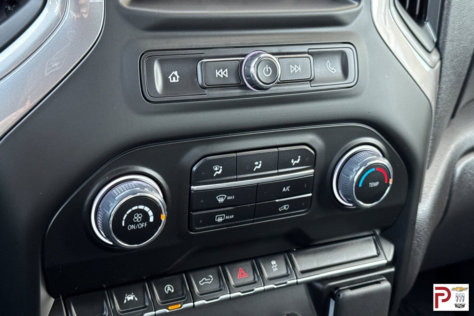 Certified 2024 Chevrolet Silverado 1500 Custom image 22