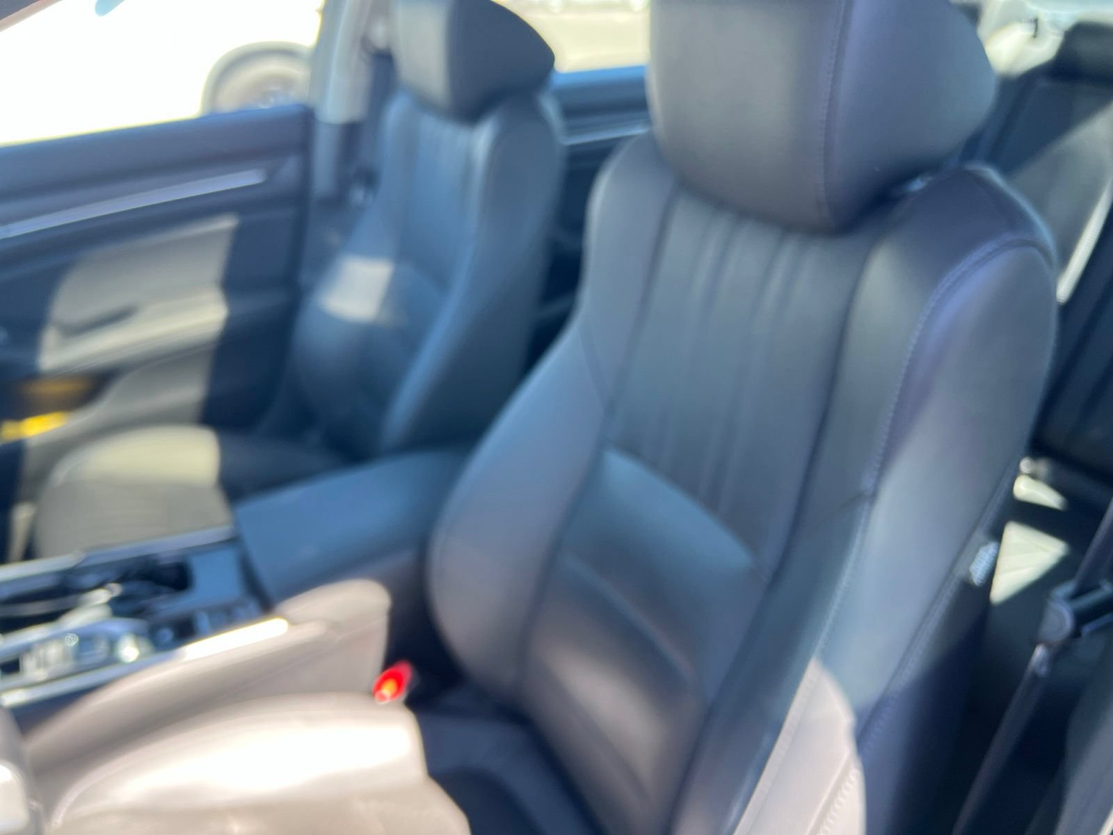 Used 2020 Honda Accord EX-L image 7