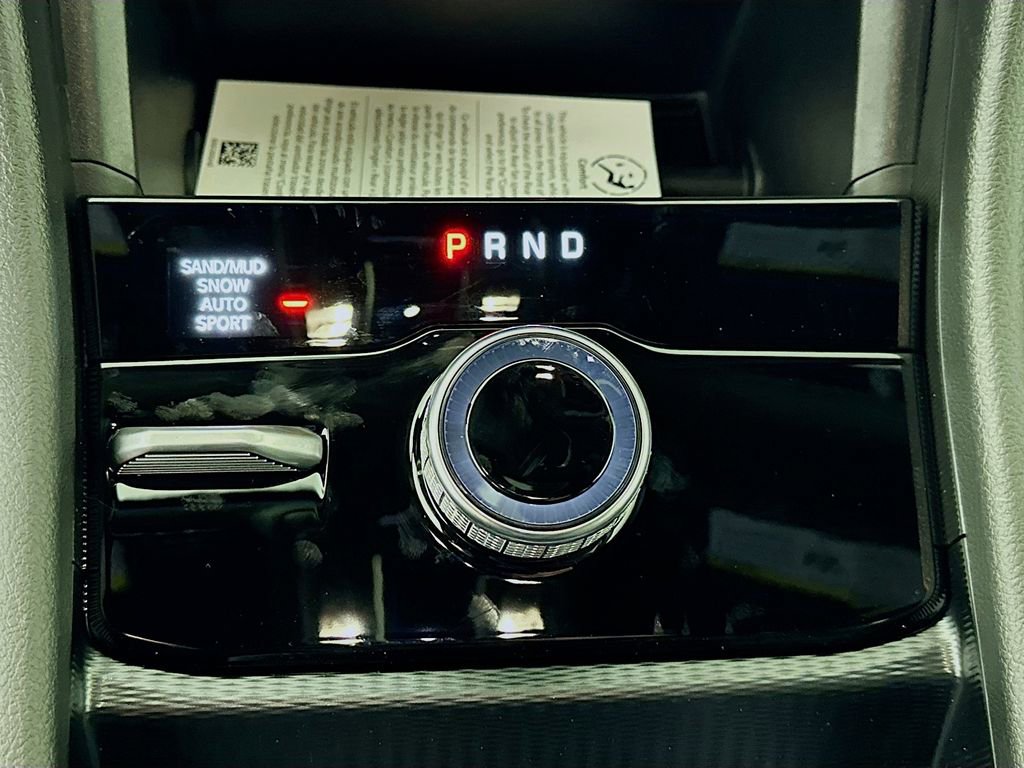 New 2025 Jeep Grand Cherokee L Limited w/ Black Appearance Package image 22