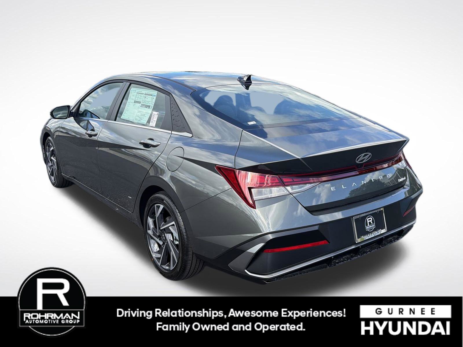 New 2026 Hyundai Elantra Limited FWD image 7