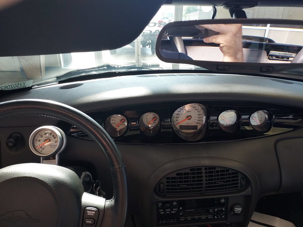 Used 1999 Plymouth Prowler RWD image 31