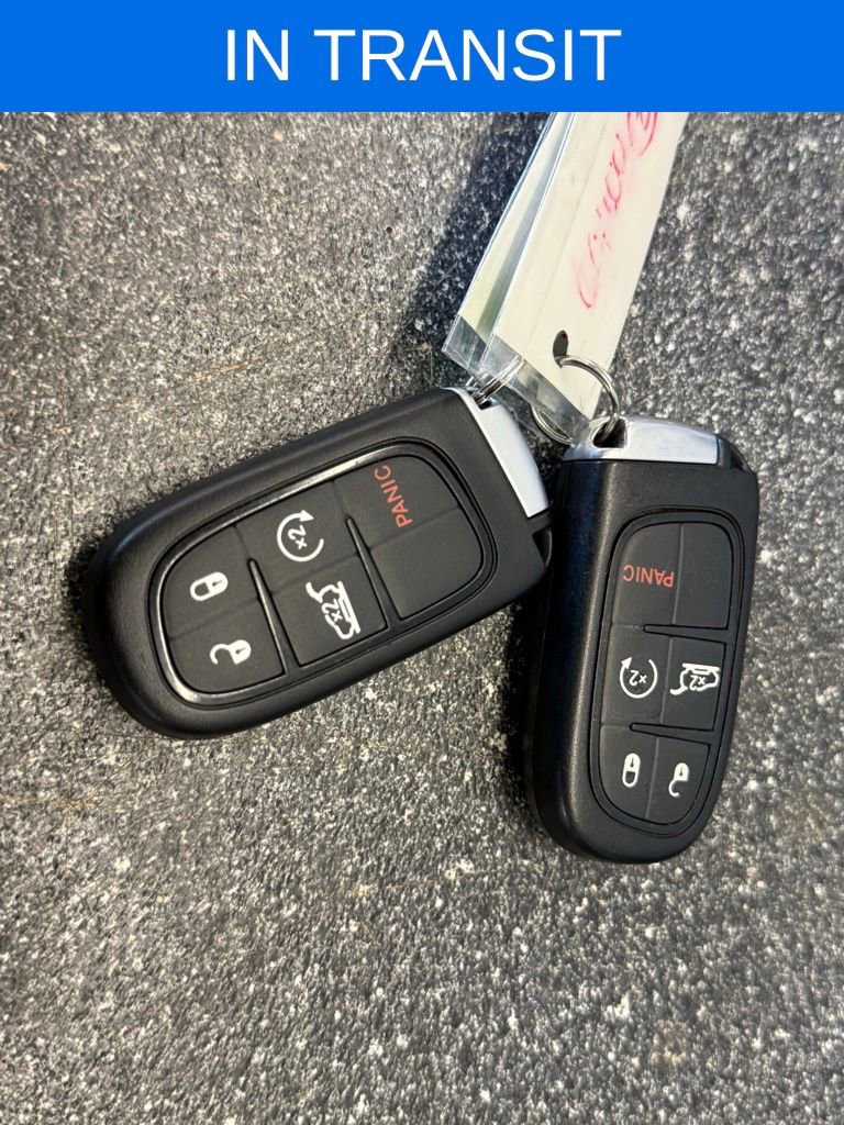 Used 2020 Jeep Cherokee Limited AWD/4WD image 37