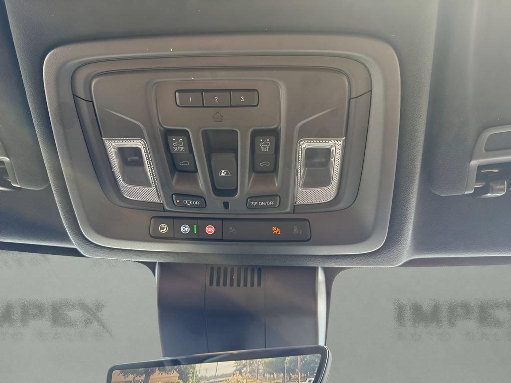 Used 2024 GMC Sierra 2500 Denali Ultimate AWD/4WD image 24