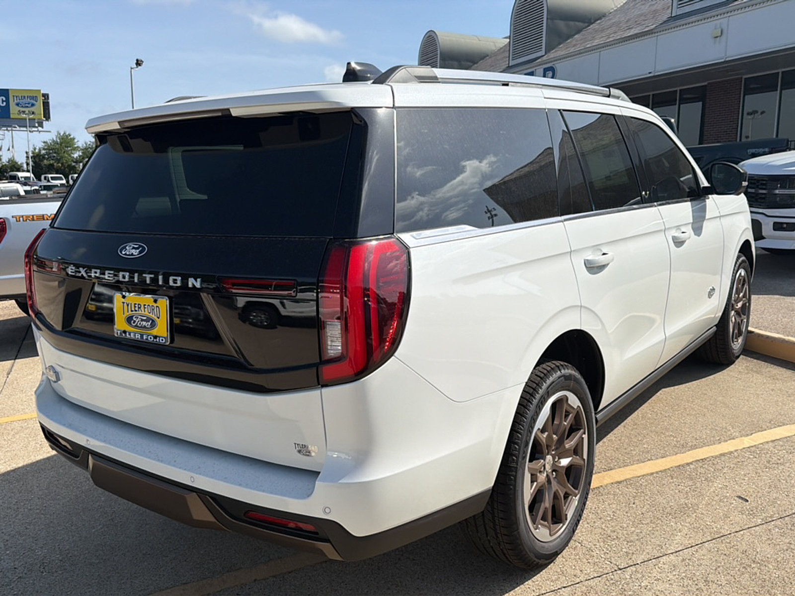 New 2027 Ford Expedition King Ranch AWD/4WD image 10