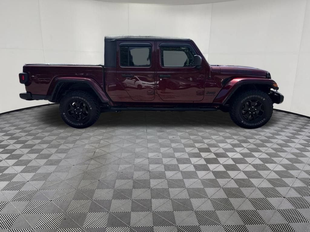 Used 2021 Jeep Gladiator Sport AWD/4WD image 4