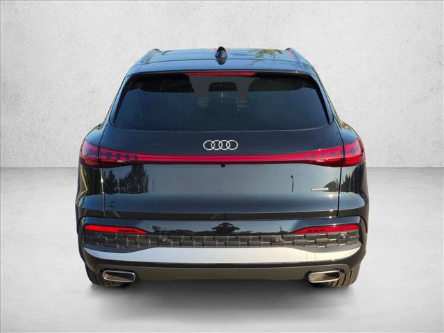 Certified 2025 Audi Q5 Premium w/ Convenience Package AWD/4WD image 6