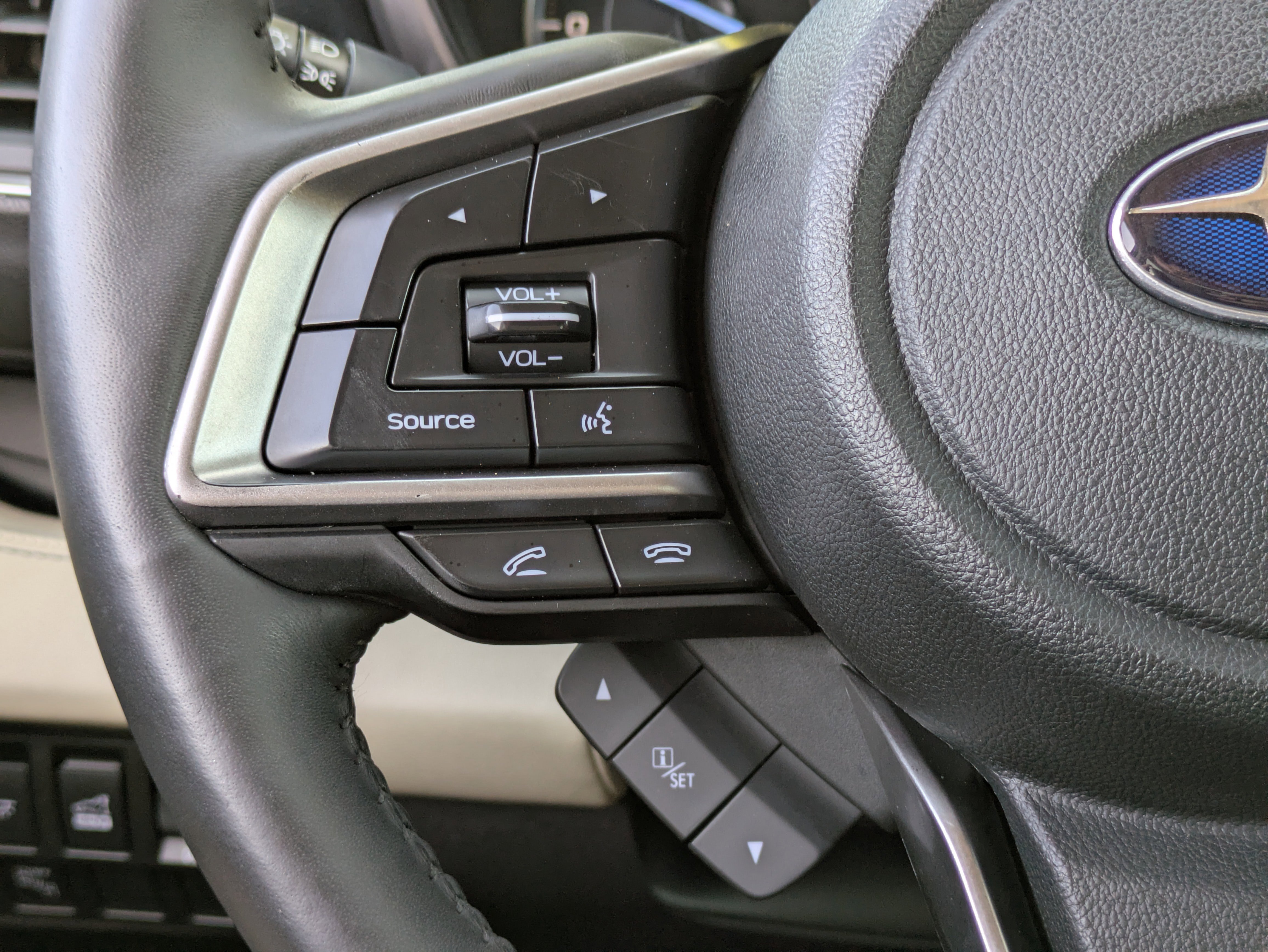 Used 2020 Subaru Ascent Touring image 24